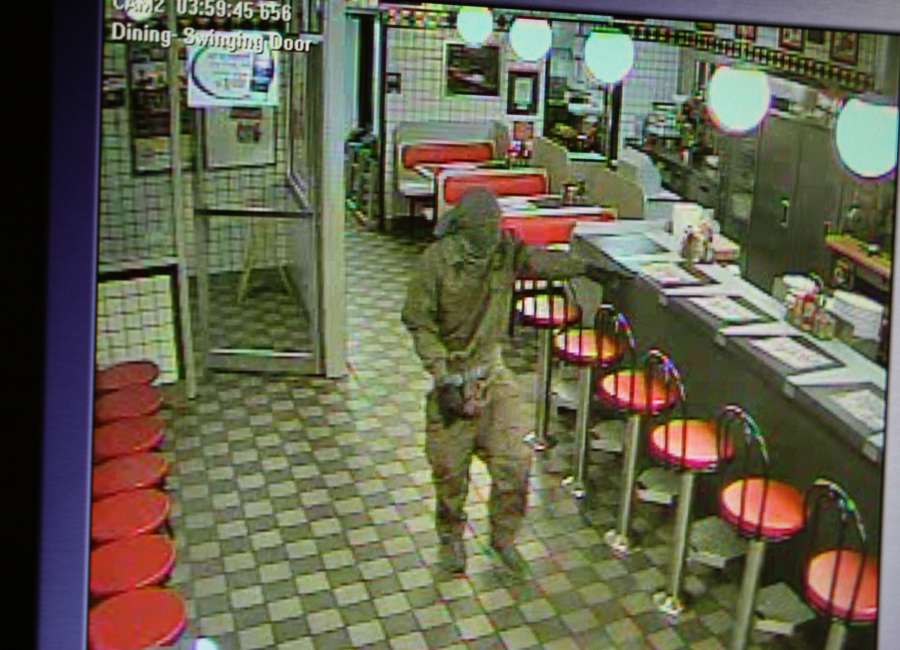 Hwy 154 Waffle House robbed at gunpoint