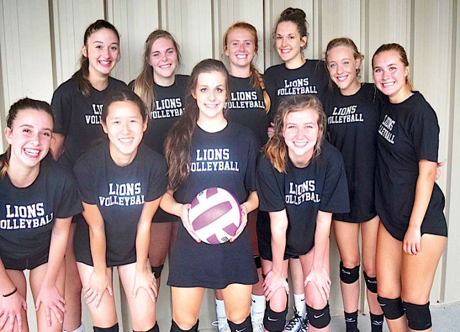 Trinity volleyball’s mission: Learn each other, defend title - The