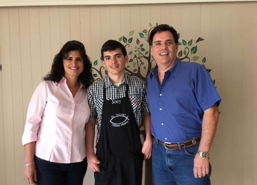 Local man shares the ‘fine art’ of smoking meats