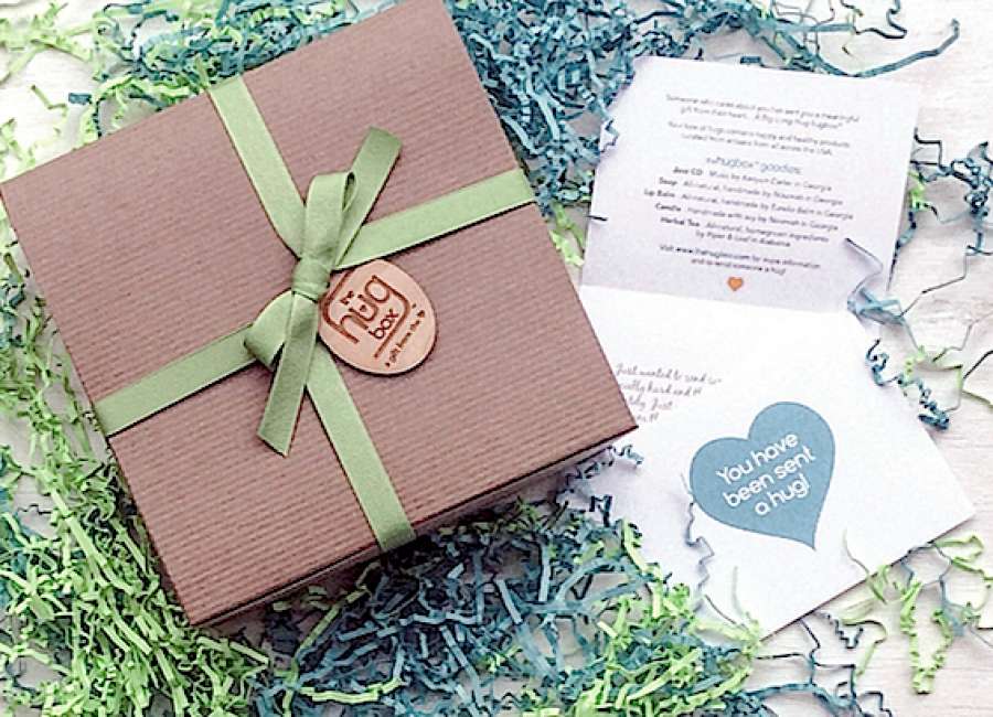 Local woman turns dream of creating gift box service into reality