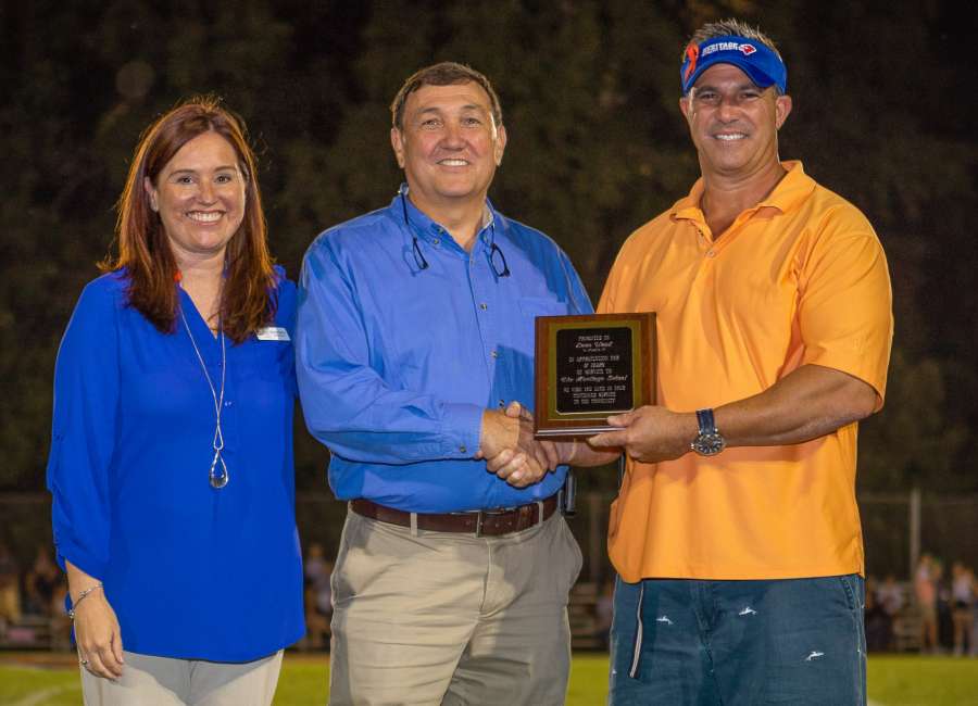Lt. Lenn Wood honored for service to school