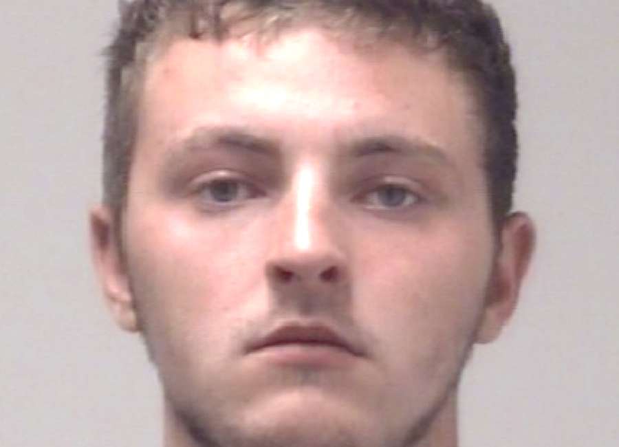 Man reportedly threatens to shoot father, daughter