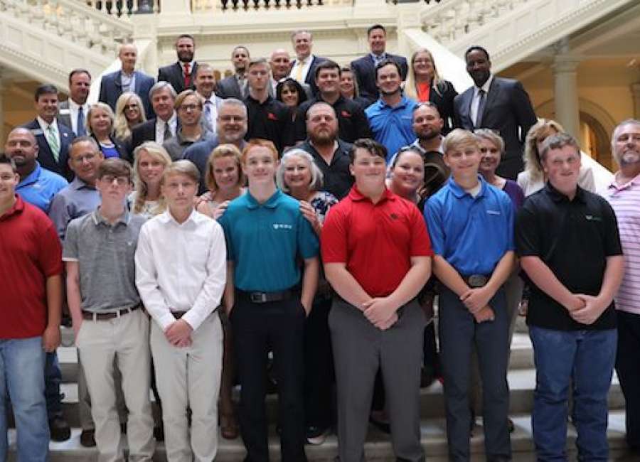 Apprenticeship signing ceremony held at State Capitol