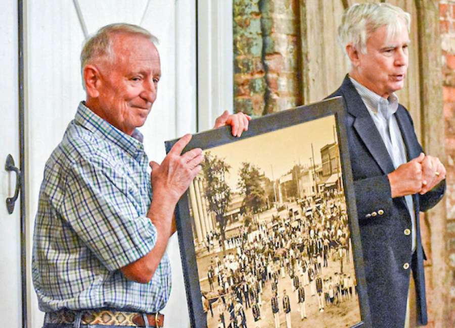 Blackburn: Broken wagon, faith built R.D. Cole Manufacturing