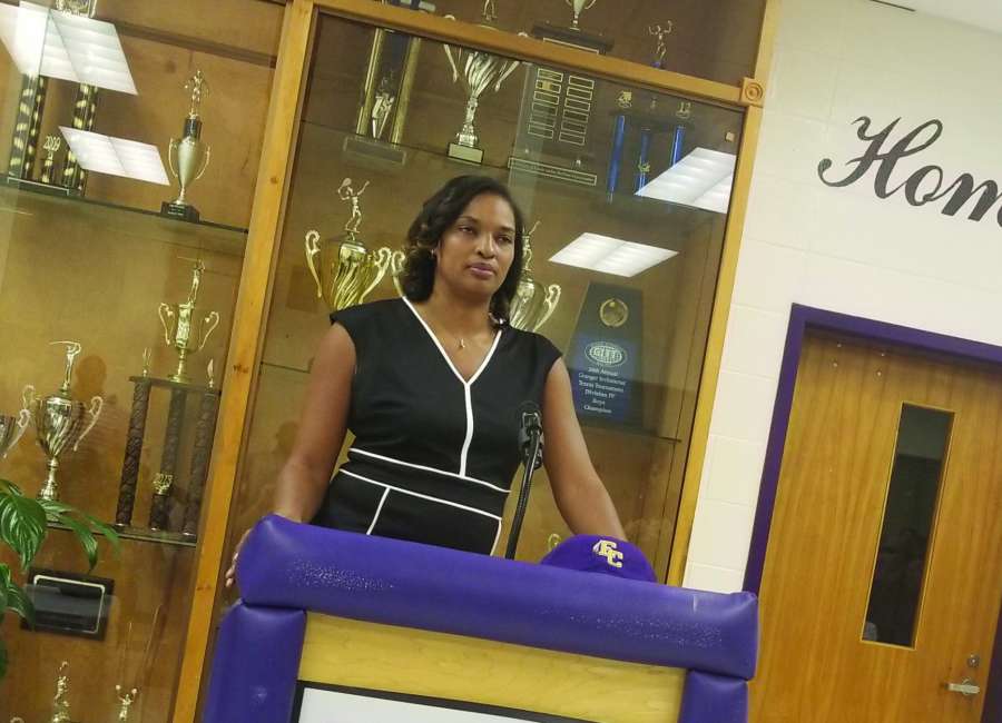 EC names Barnes-Timmons new girls basketball coach