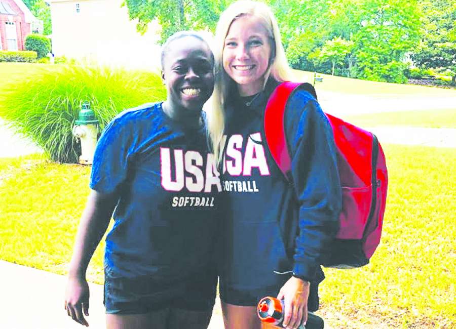 Echols, Lynch embark on softball adventure