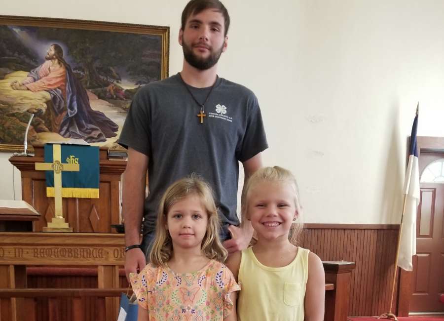 Graduates honored at Allen-Lee UMC