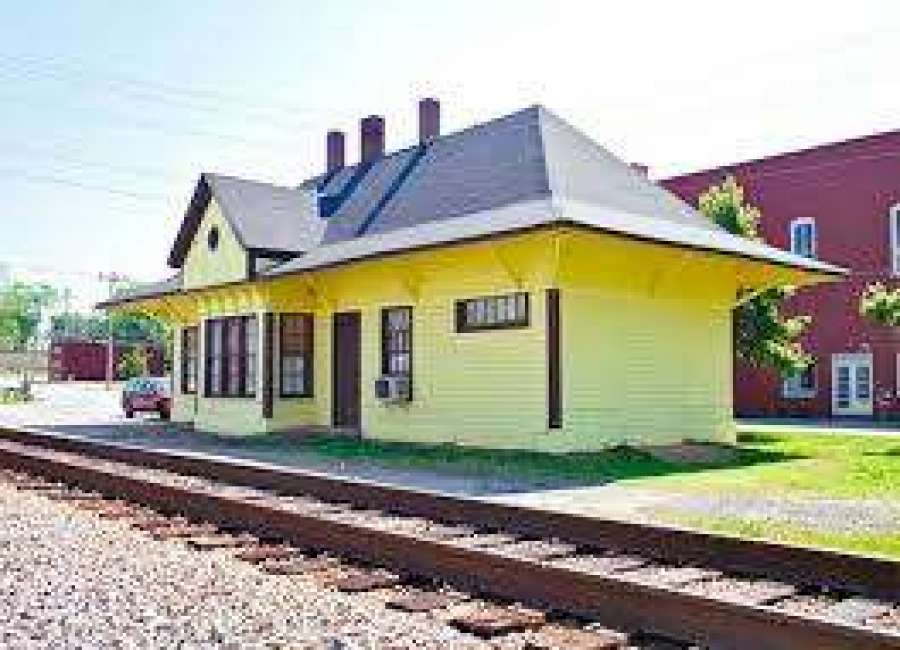 Grantville council still at odds over depot renovation