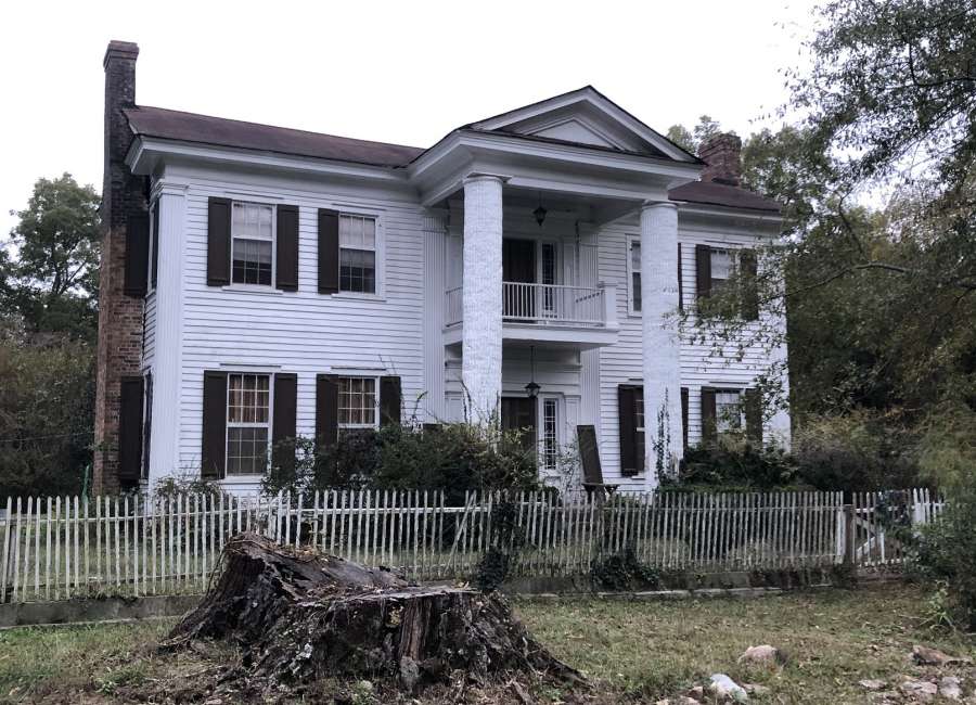 Turin residents advocate to preserve Leavell-Page Home