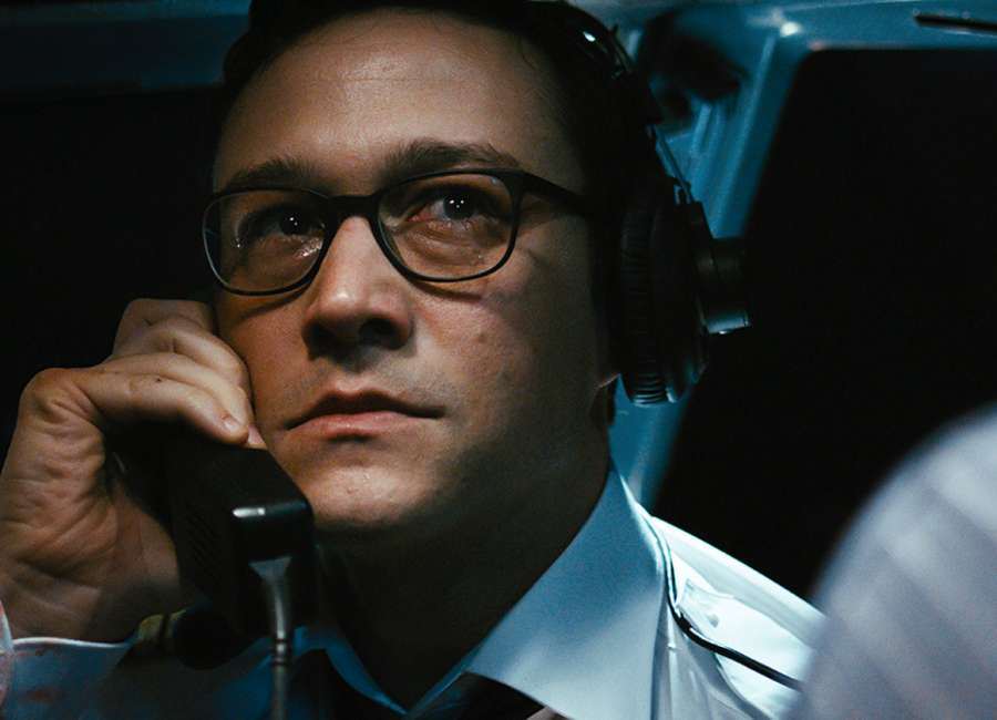7500: Contained terror tale feels horribly real