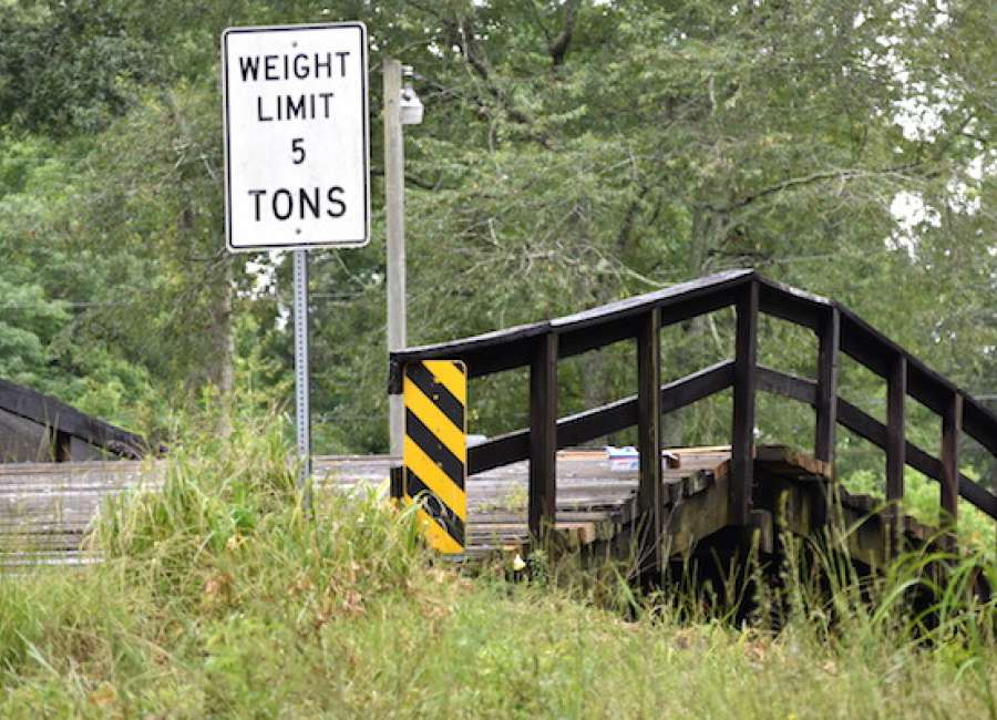 Arnco Main Street bridge reopens