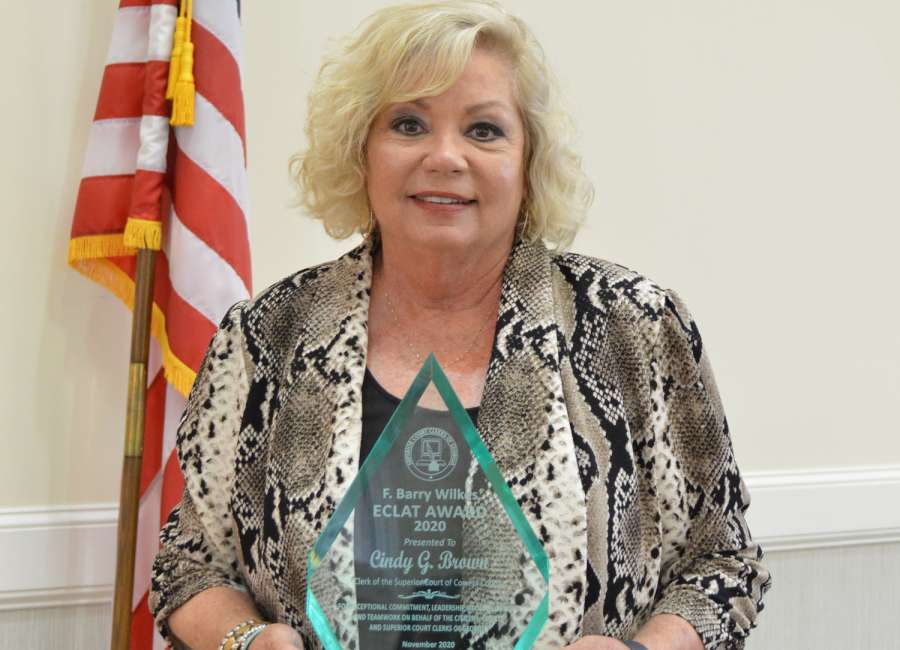 Brown wins state clerk's award