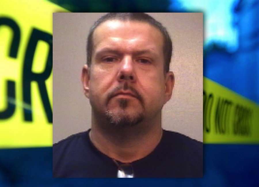 Coweta man charged in armed robbery of vape shop