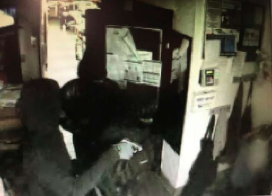 Exit 51 Waffle House robbed
