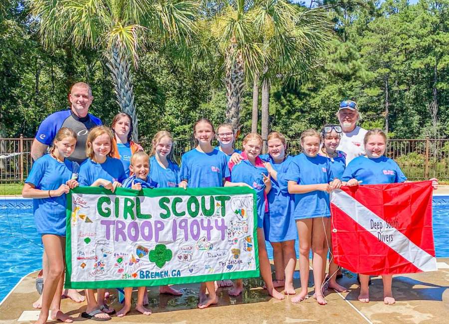 Girl Scouts earn diving patch in Newnan