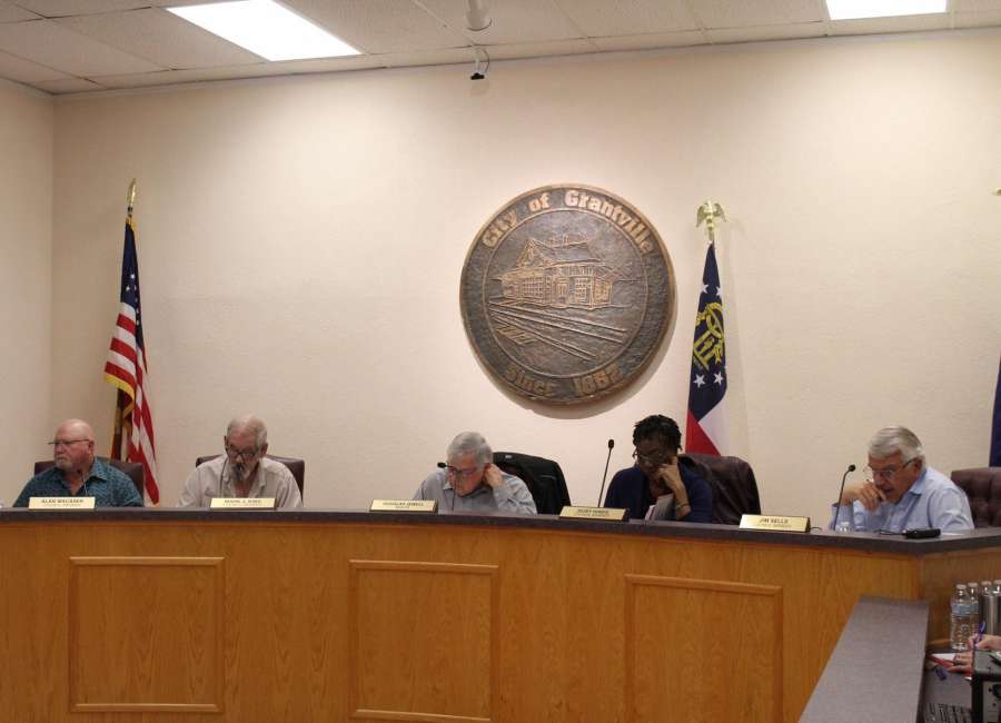 Grantville council divided on basketball court renovations