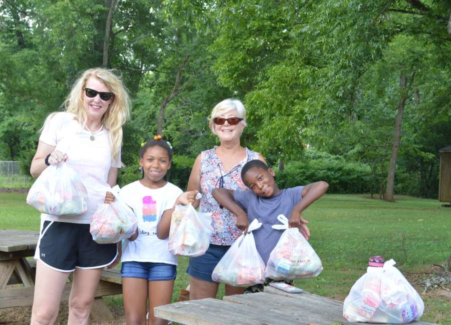 Group effort brings summer lunches to Senoia