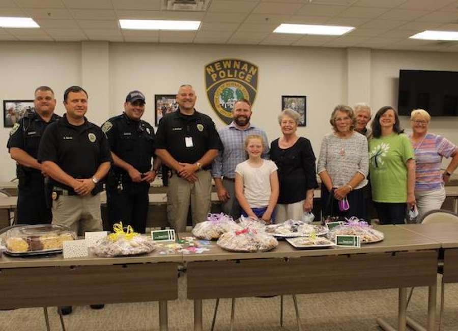Heatherwood Baptist makes baked goods for CCSO, NPD