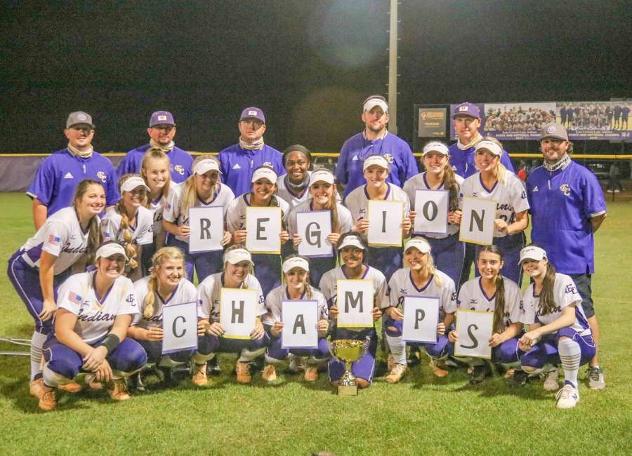 Here we go again! Lady Indians capture region championship, seek state title