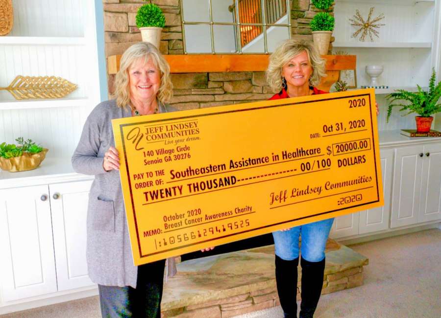 Jeff Lindsey donates over $20,000 to assist cancer patients