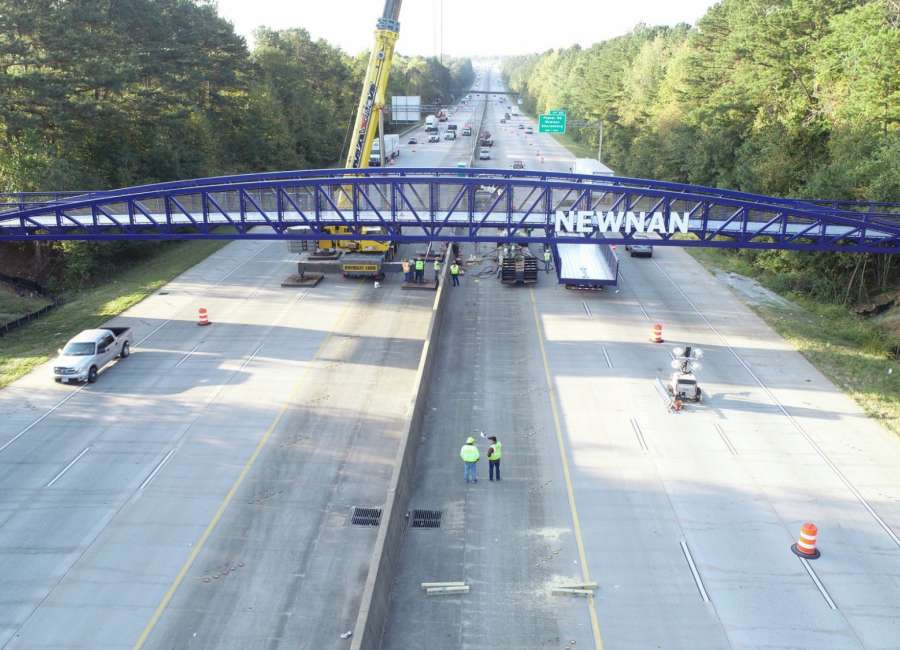 LINC greenway bridge installed