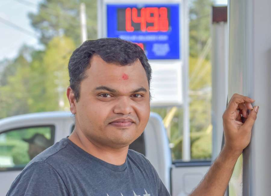 Local store lowers gas to $1.49