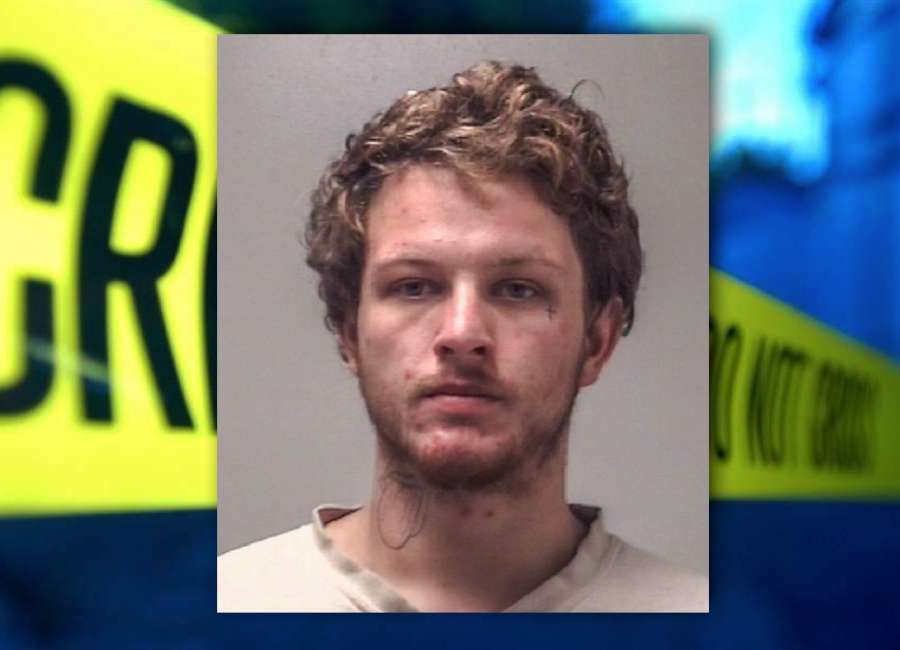Newnan man charged after allegedly hiding runaway juvenile