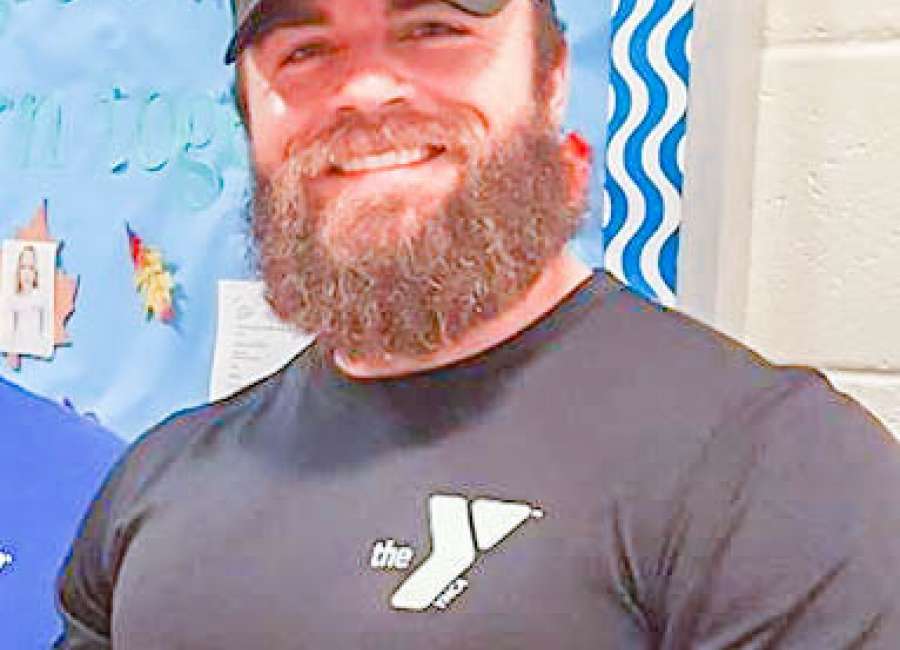 Newnan native receives "Outstanding Civic Service Leadership" award