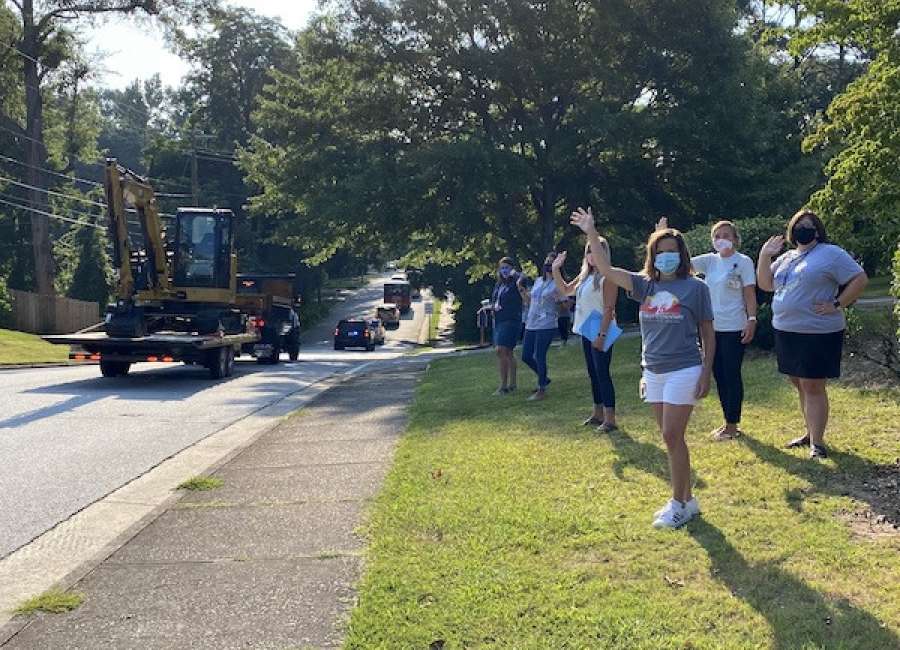 Police, fire department show support for teachers