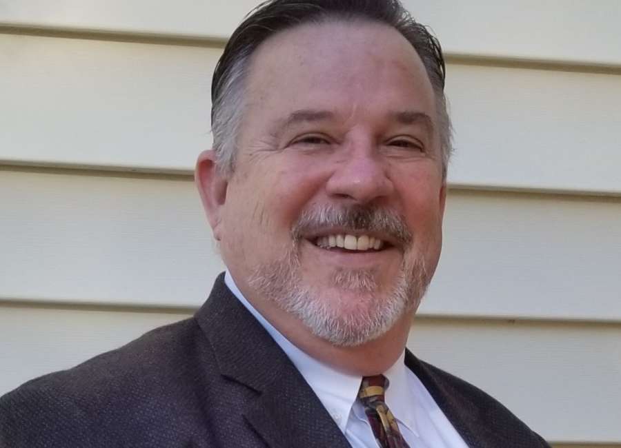 Reidelbach wins District 4 runoff, prepares for November