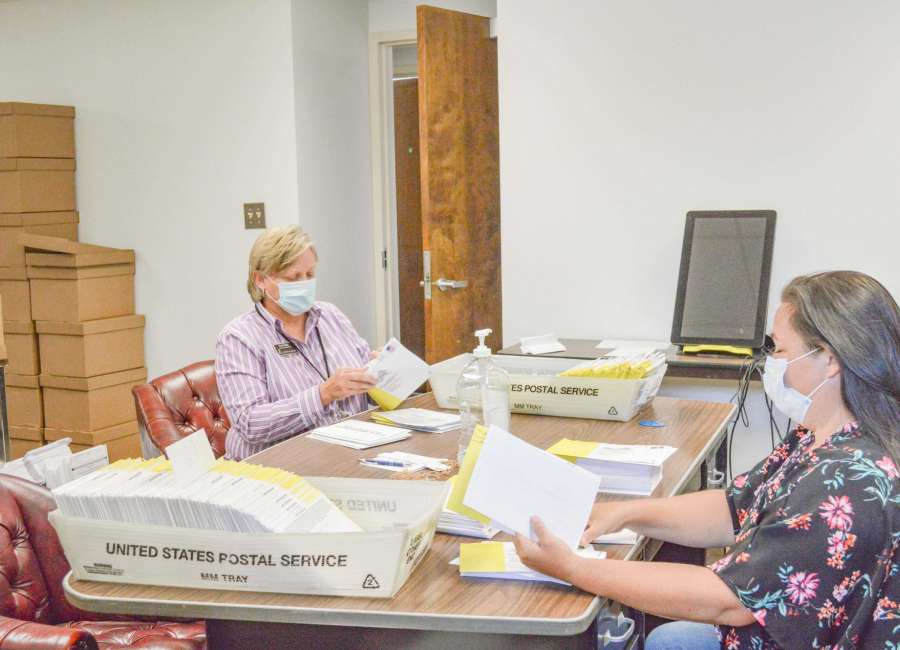 Technical difficulties plague some precincts