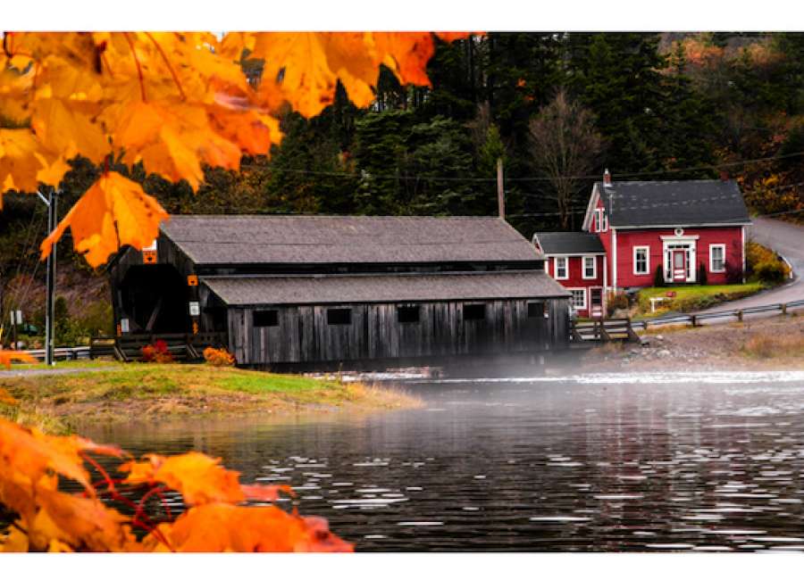 There & back again: Covered bridge