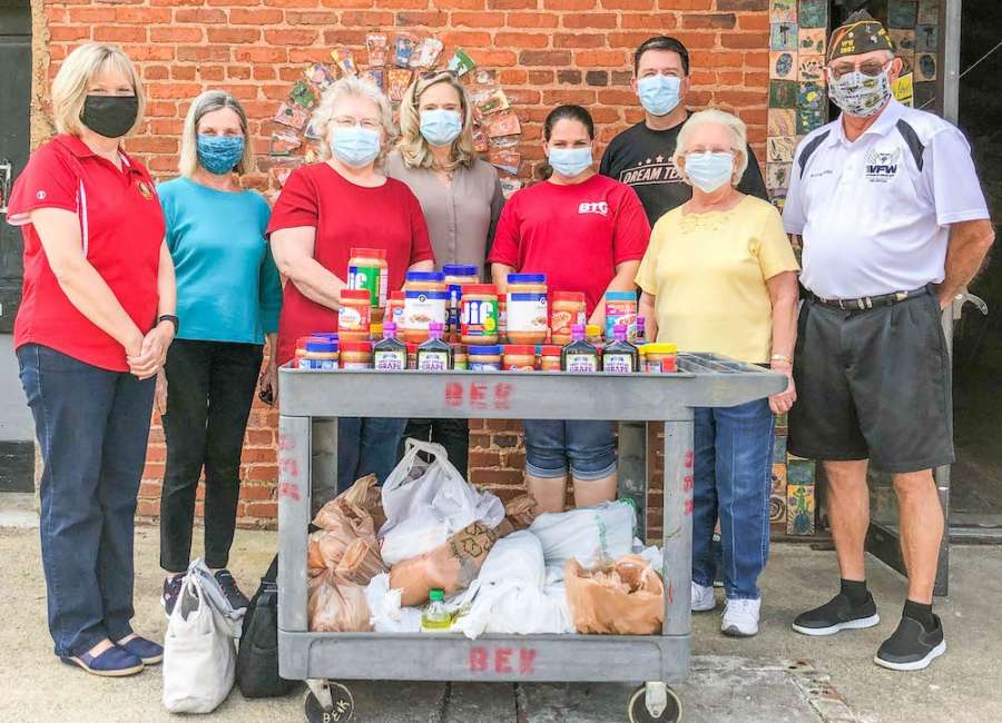 VFW donates food to community