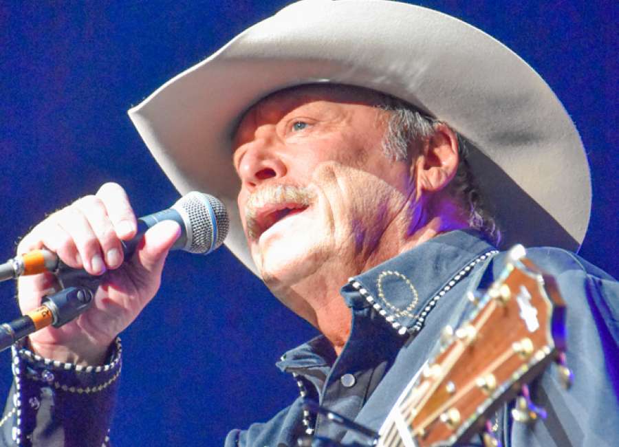 Alan Jackson announces he has rare nerve disease - The Newnan Times-Herald