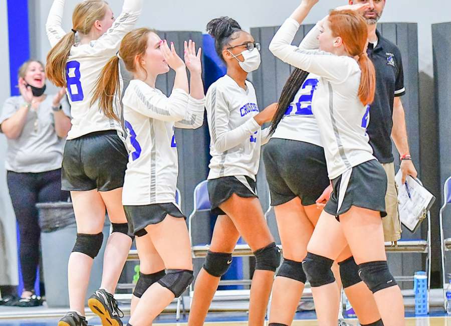 Central Christian celebrates senior night