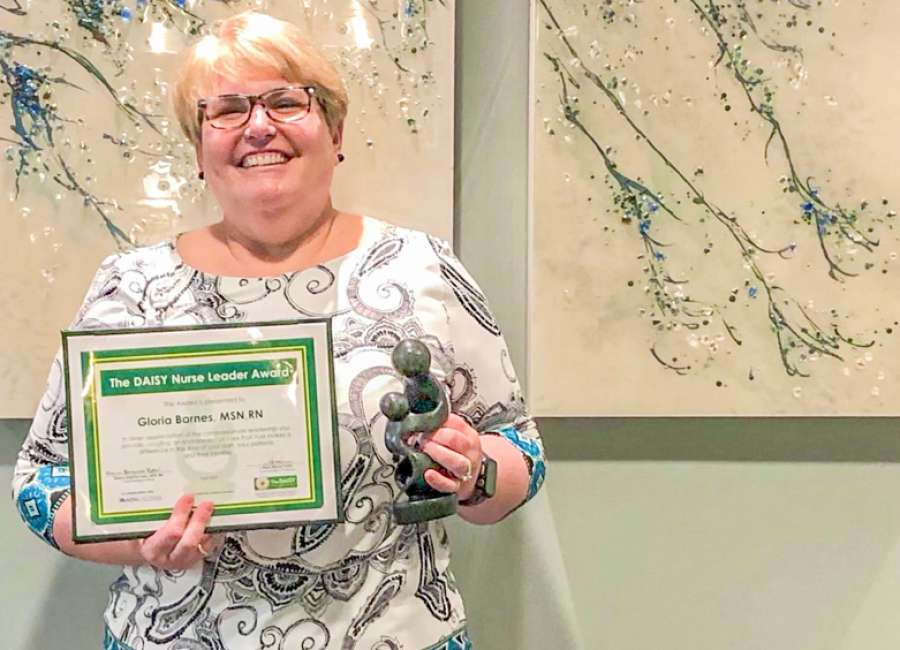 CTCA nurse leader receives prestigious DAISY Award