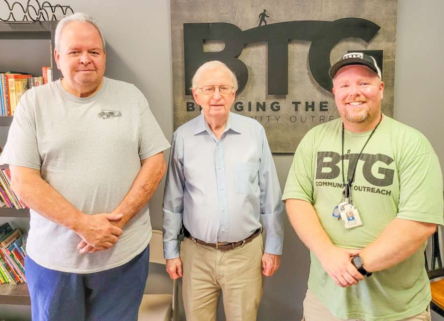 Elks donate to Bridging The Gap