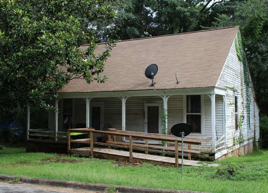 Gaps in nonprofits' scope of work challenge Newnan resident
