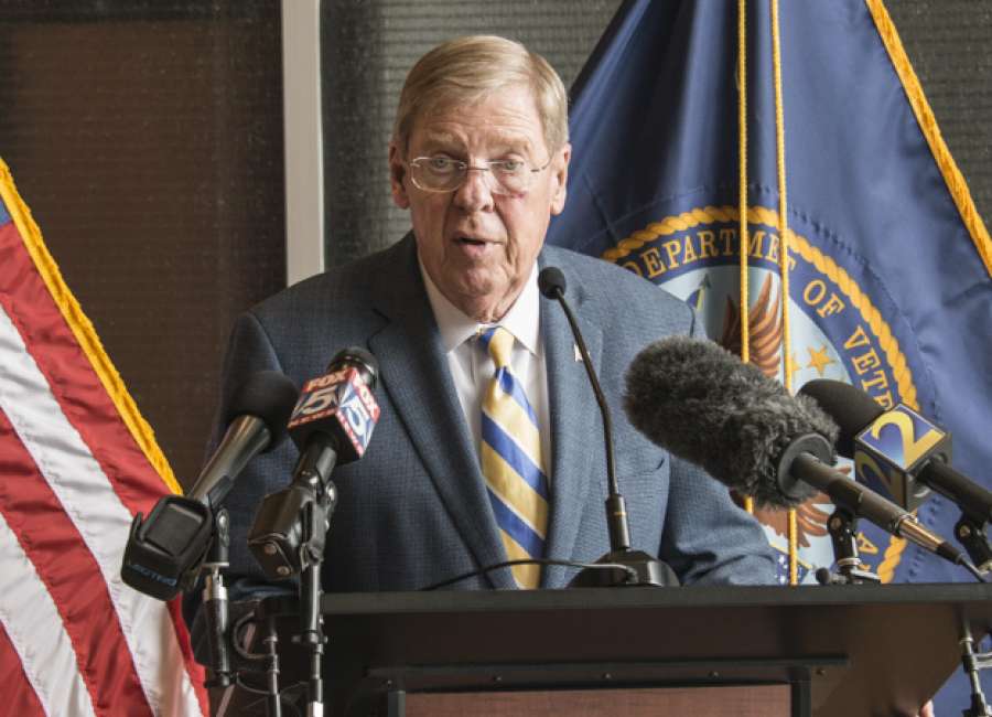 ‘Georgia giant’ Johnny Isakson dies at 76