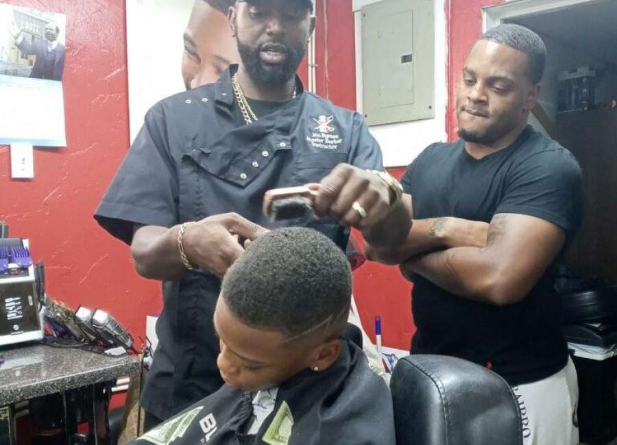 Grantville man to teach veterans how to barber