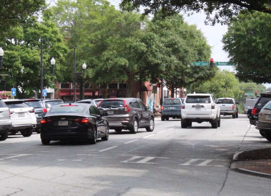 Newnan City Council to review traffic study