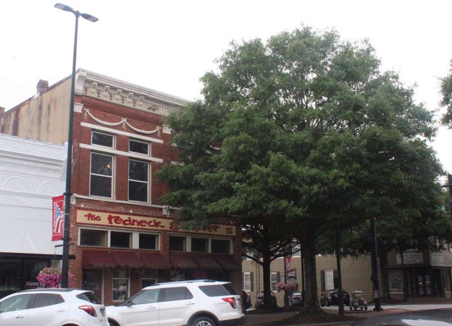 Redneck rooftop coming to Newnan?