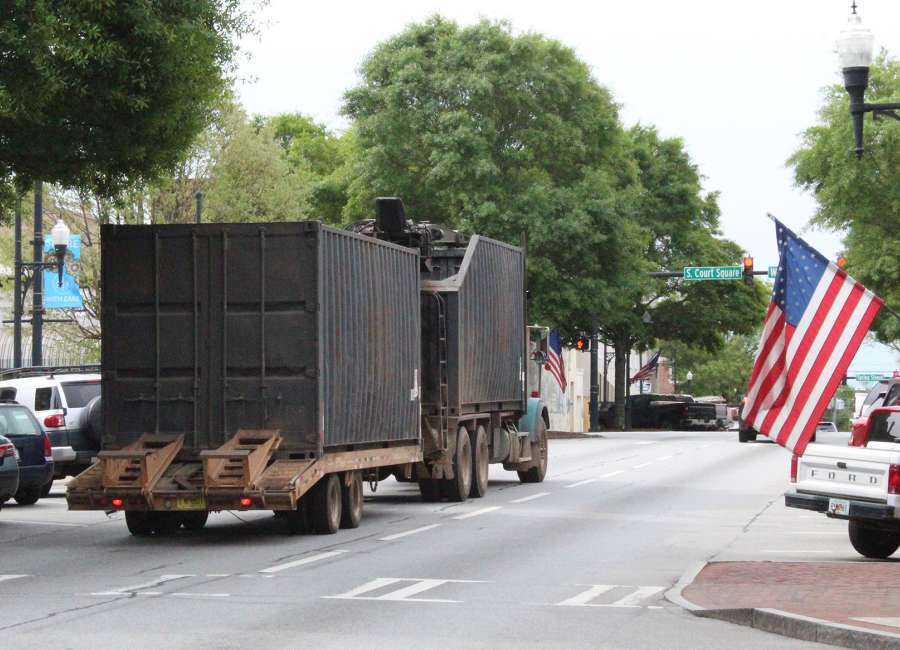 Tornado cleanup downtown far from over