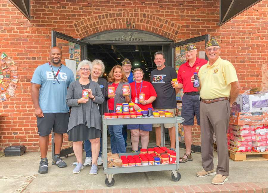 VFW donates to Bridging The Gap