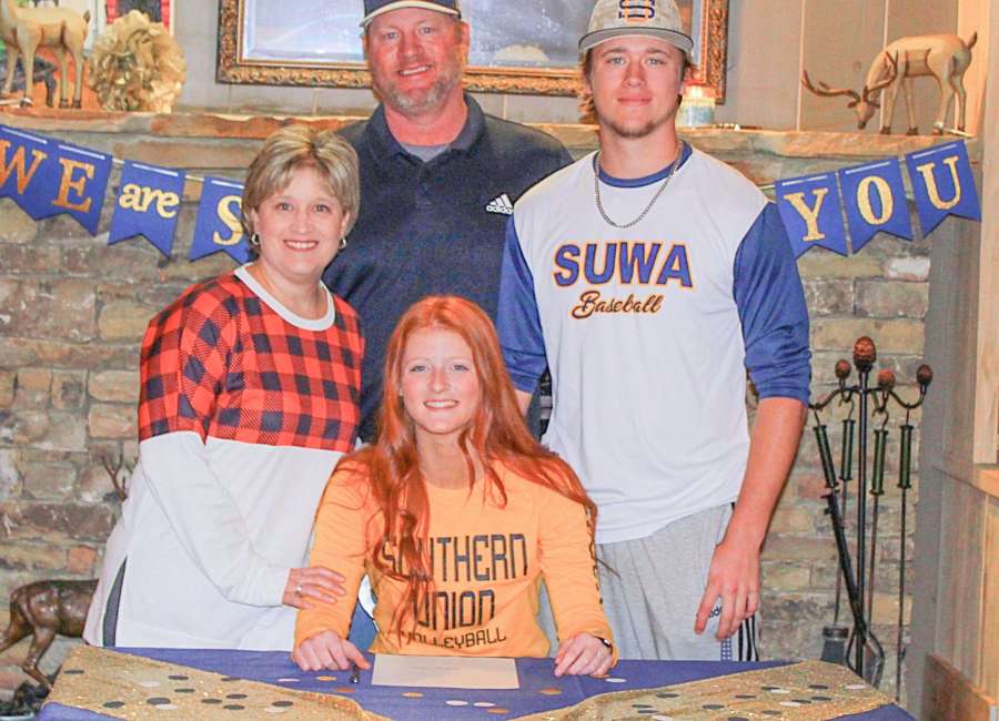 Collins signs to play volleyball at Southern Union