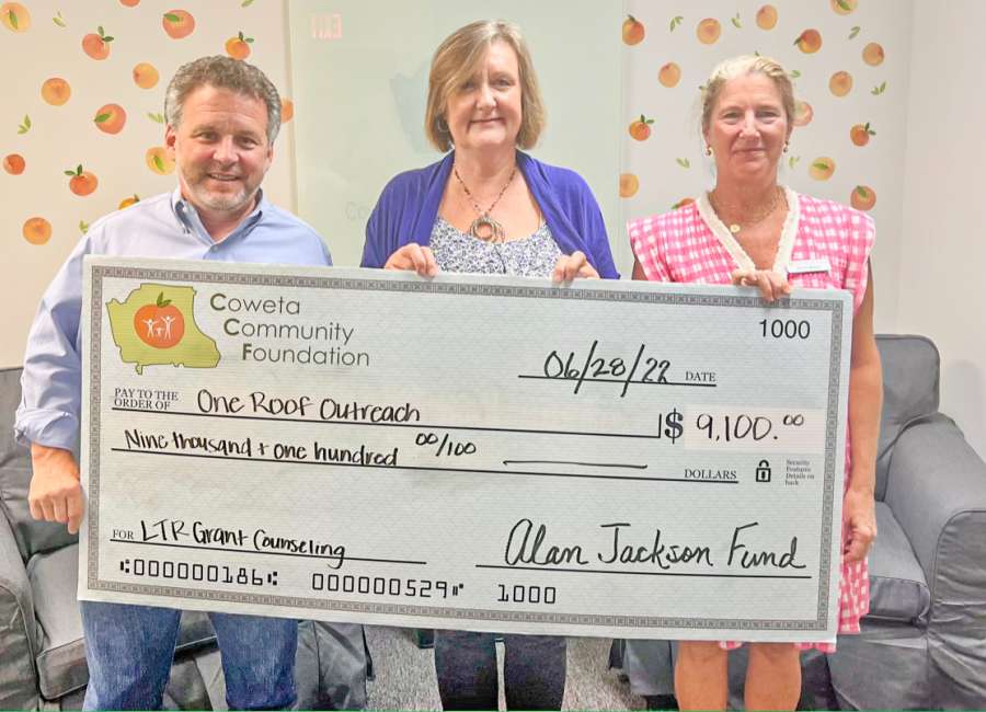 Grants from Alan Jackson concert fund support Newnan Housing Authority, One Roof