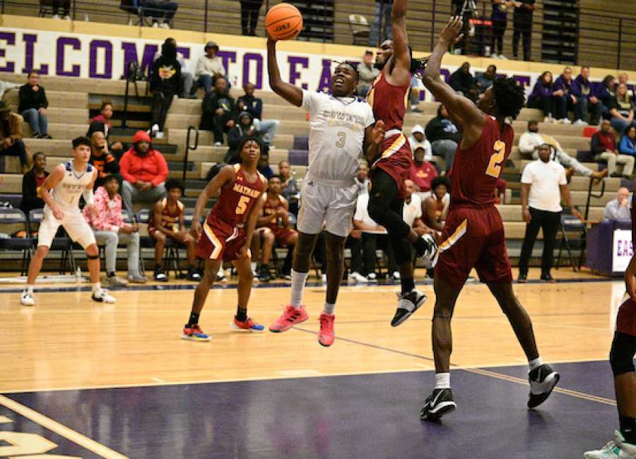 Indians open with win over Jaguars