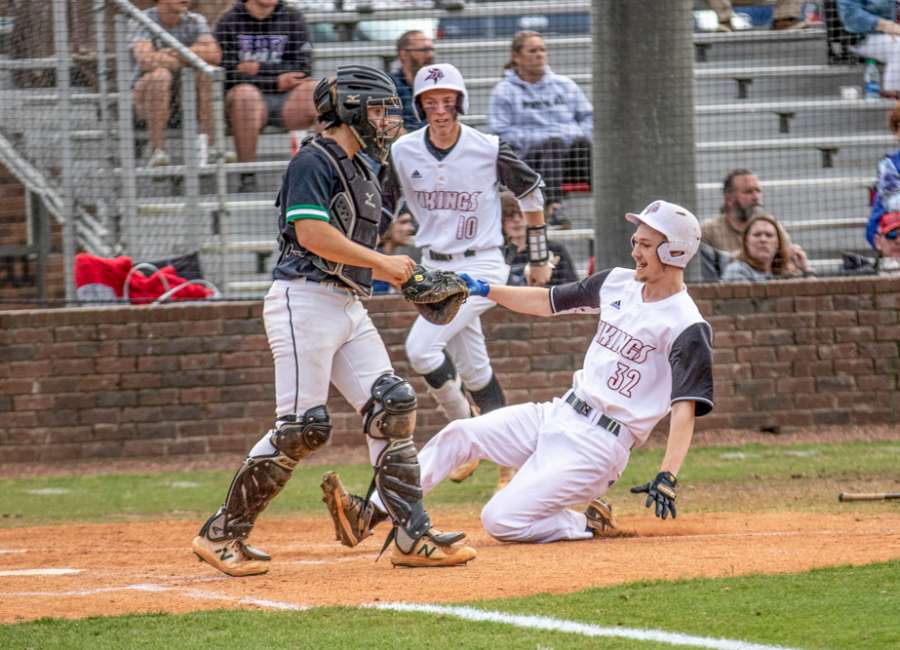 Moore earns All-Region honors for the Vikings