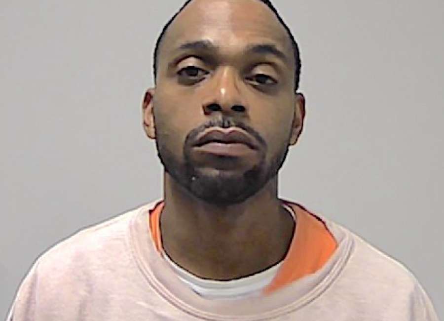 Newnan man arrested after running from cops, throwing marijuana from window