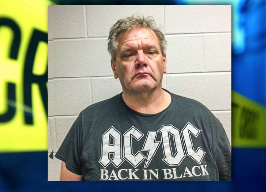 Police: Road-rager threatened family with rifle